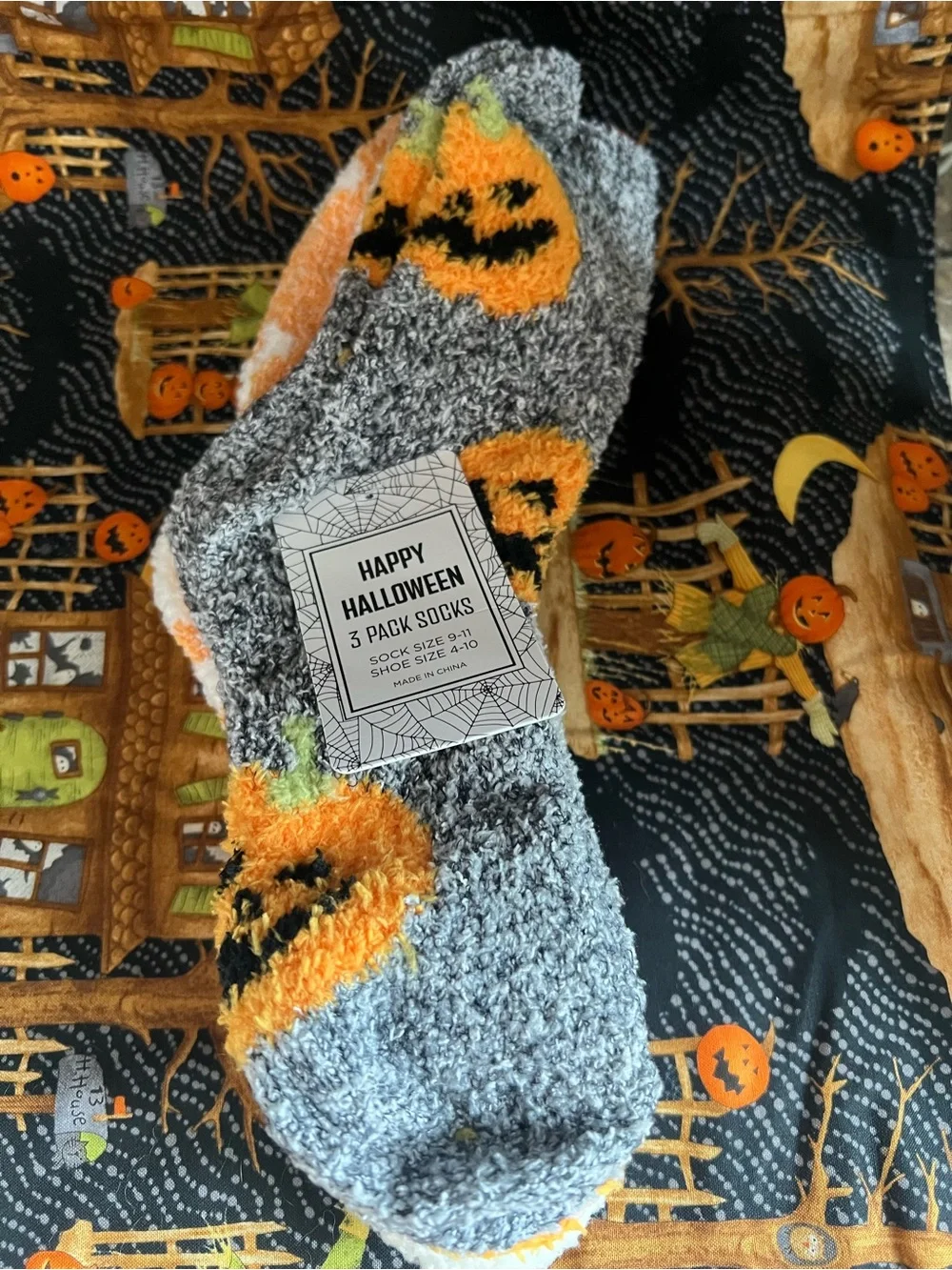 Happy Halloween Fuzzy Pumpkin Socks - Gray & Orange (3 Pack)